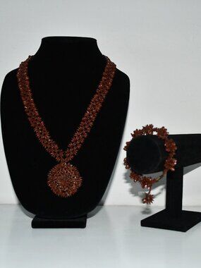 Vintage Apple Seed Necklace and Bracelet Set